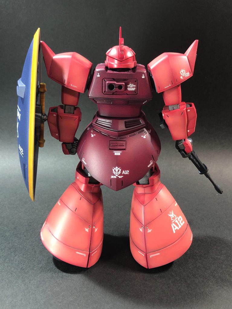 ハンドパーツをビルダーパーツに変えてみたのですがキット付属のハンドパーツの方が良かった気もします。元に戻すかもしれません💦