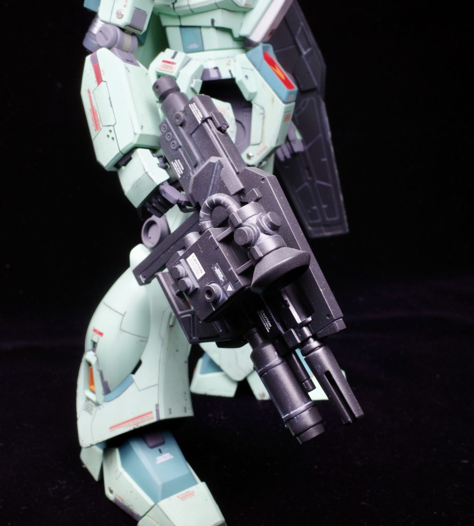 ビームライフルと追加武装。