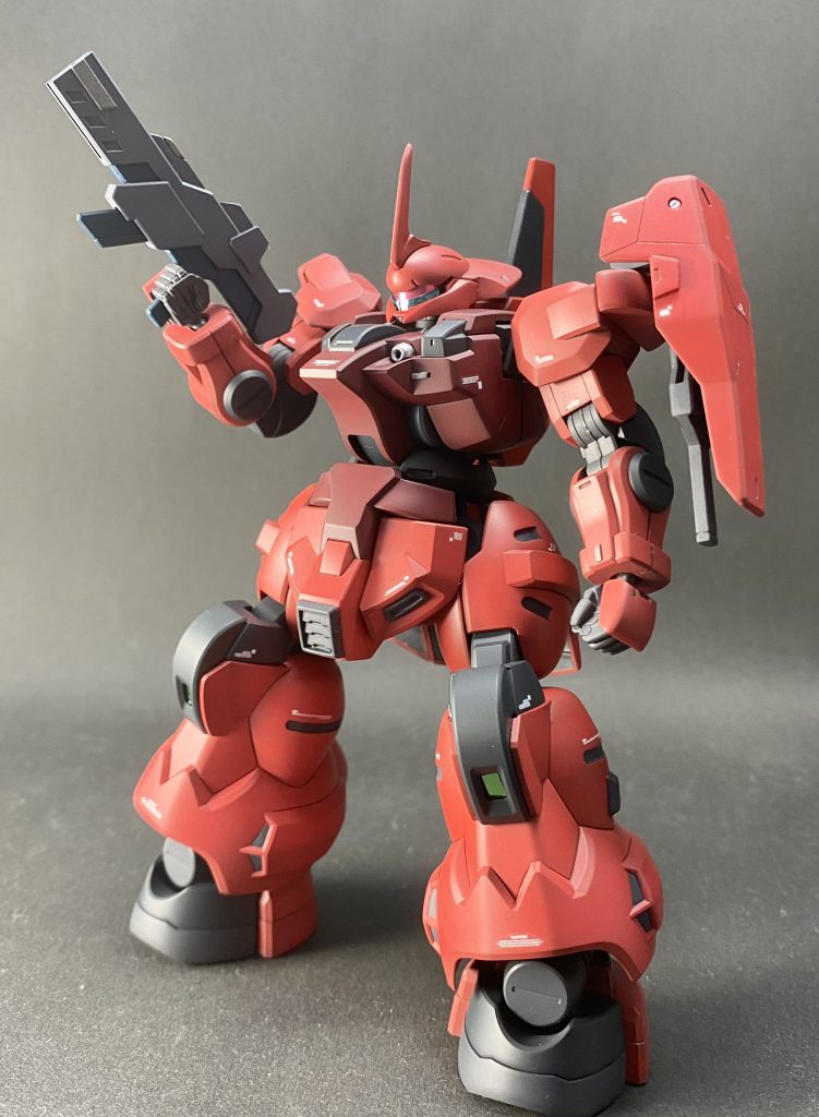 ライフルは筆で部分塗装しました。