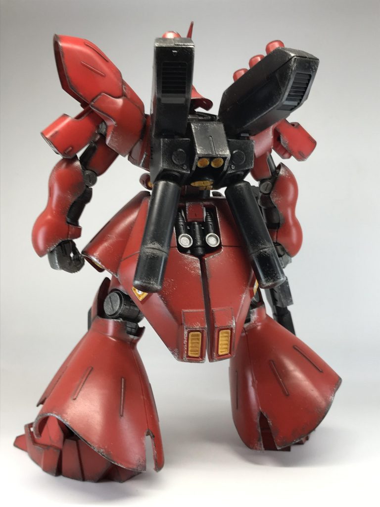 ガオガイガー…あの昭和感満載の胸のライオンが凄くカッコいいですなー肩の新幹線とかも幼少期の頃よくあった憧れの変形合体超合金のようでとても好き😊そんな訳で私の初となるRG…ガオガイガーを先日から少しずつ組み立ててる訳ですが…