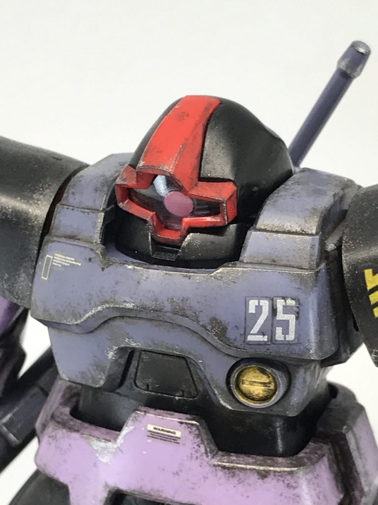 ちょっとうつむき加減だと今風でカッコいい!と感じるモデラーさんは多いのではないでしょうかメンチ切る感じで?🤔私のような改造できない人間でも改造した気分に浸れますので、ぜひ鼻くそで試し〜以下略…