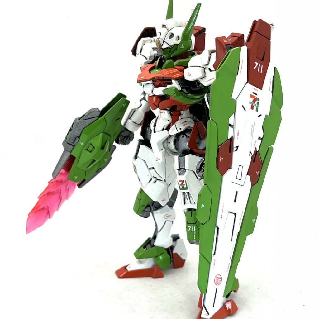 セブンイレブン限定：GUNDAMブロックフィギュア