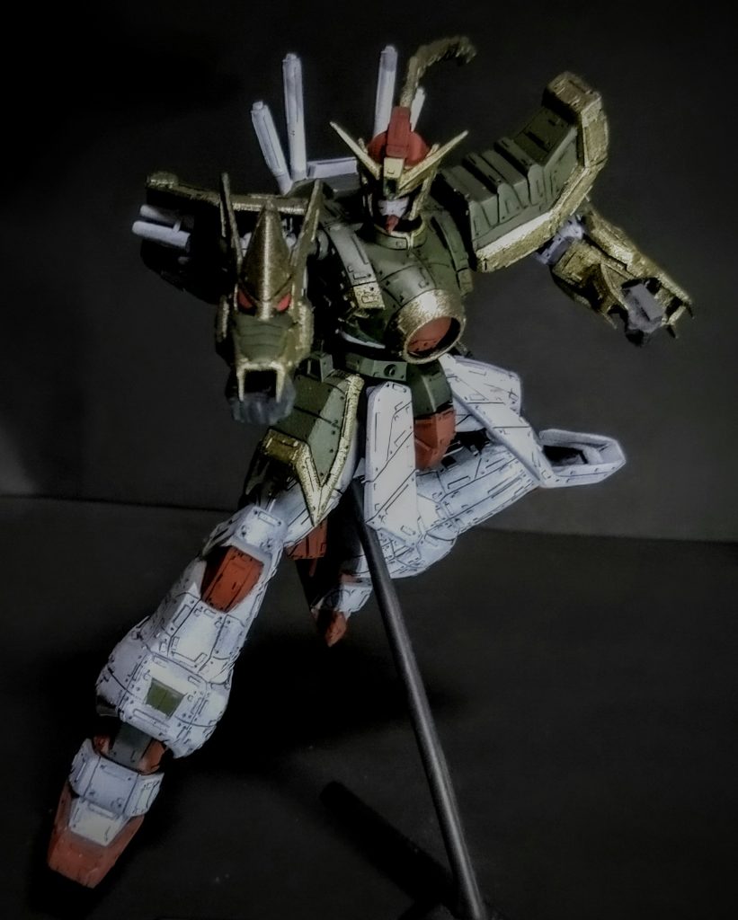 カラーリング的には少し暗めにしてみました。