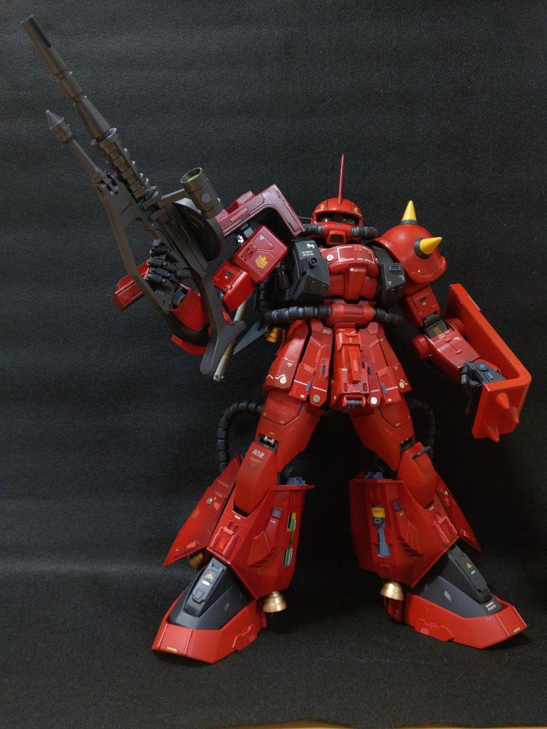 昔、PGのRX-78ガンダムを購入した時は弄るところなんてないと思っていたけど・・20年経つと弄りたいところ出てきますね。新しいPG ザク、そろそろ発売欲しいですね。