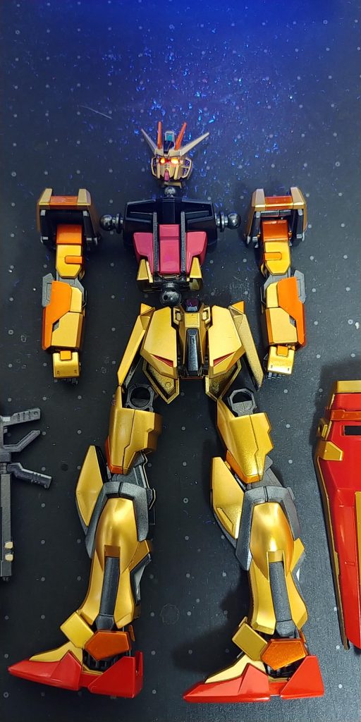 ストライクガンダム　アナザーゴールド–2枚目/制作者：@Yusuke_h0032