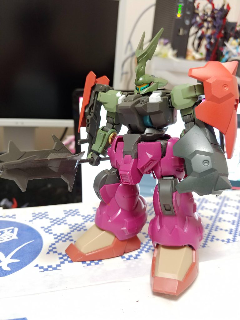 塗装途中の物を。フロントスカートは脚を長く見せるために2mmほど上にあげています。(それに伴って微妙にふんどし周りの形状が違う)最後までお付き合いありがとうございました。