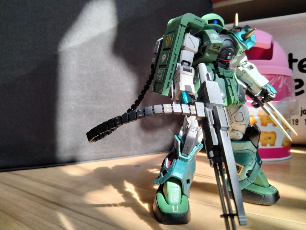 最後までご覧いただきありがとうございます! やっぱり無加工の自然光が良いですね。写真には映りずらい盾の裏とかランドセル横とかにも工作ありますが…💧自分的に満足の仕上りと工作技術も少しはレベルアップしたかなと思いました。