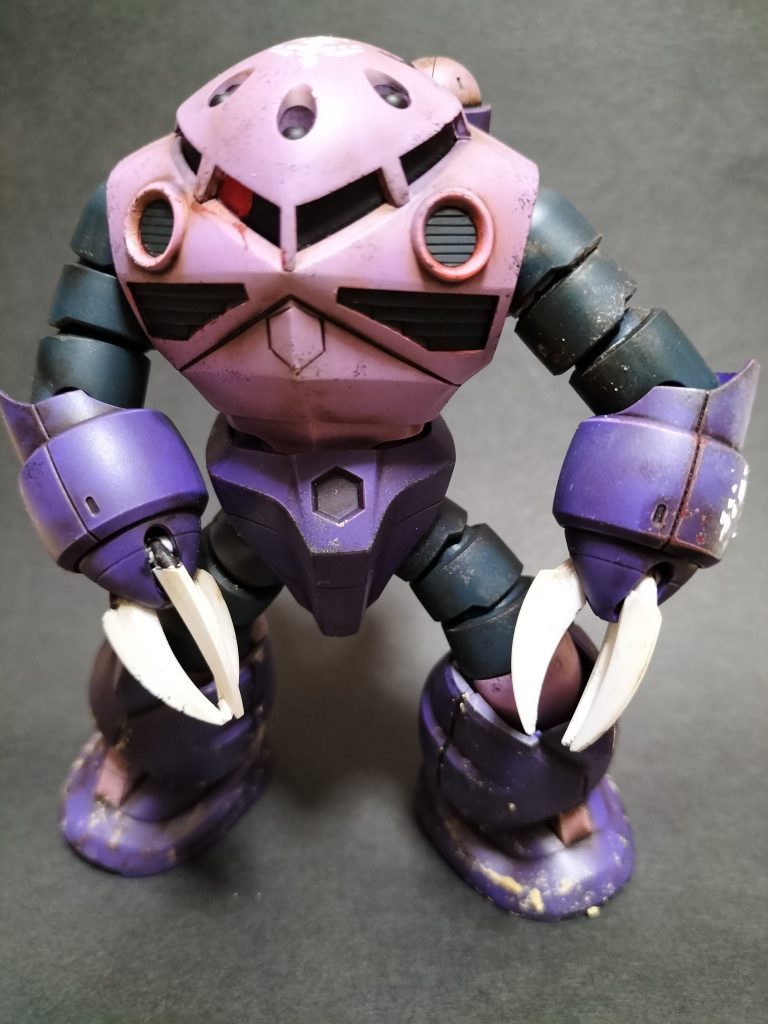 元はシャア専用だったはず。