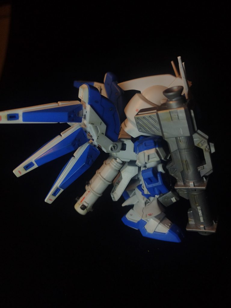 簡単フィニッシュですが、出来るだけリアルな仕上がりにしたかったのでRG用の水転写デカールを使用ウェザリングもあえて激しめにしてみました