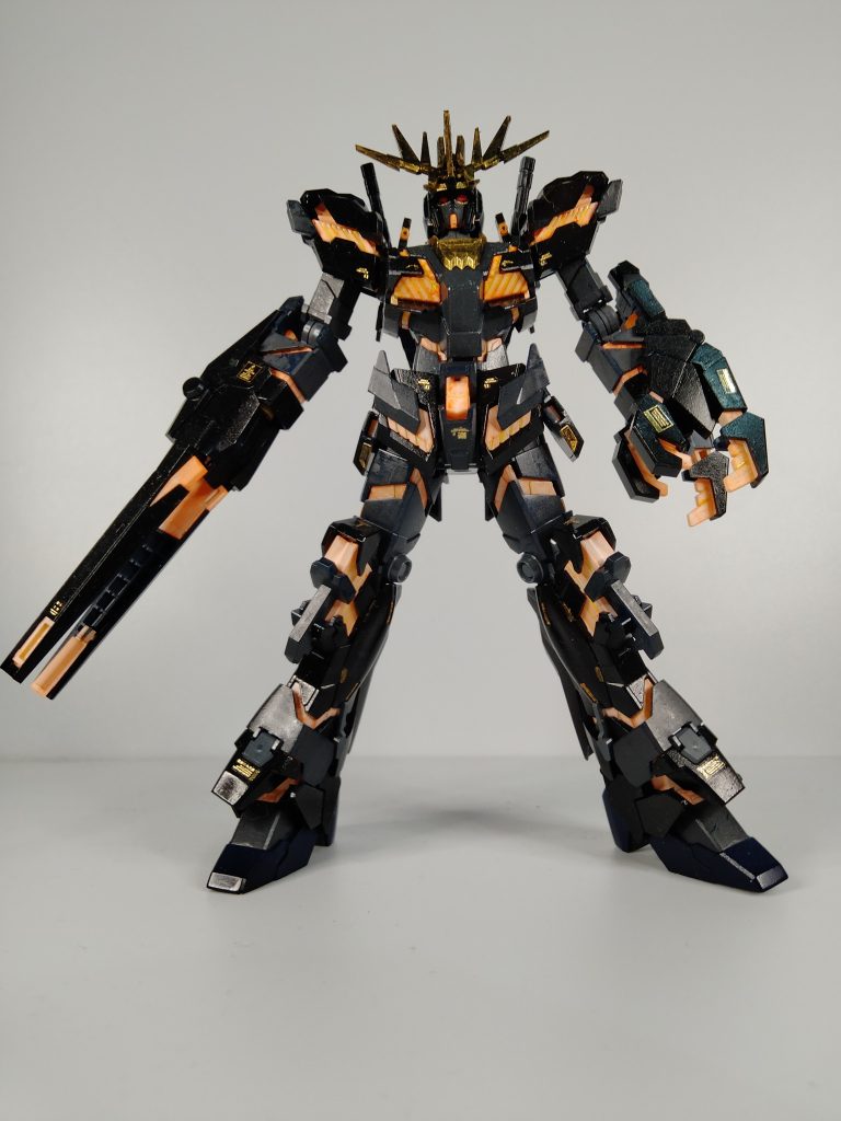 バンシィ　デストロイモード　HGUC