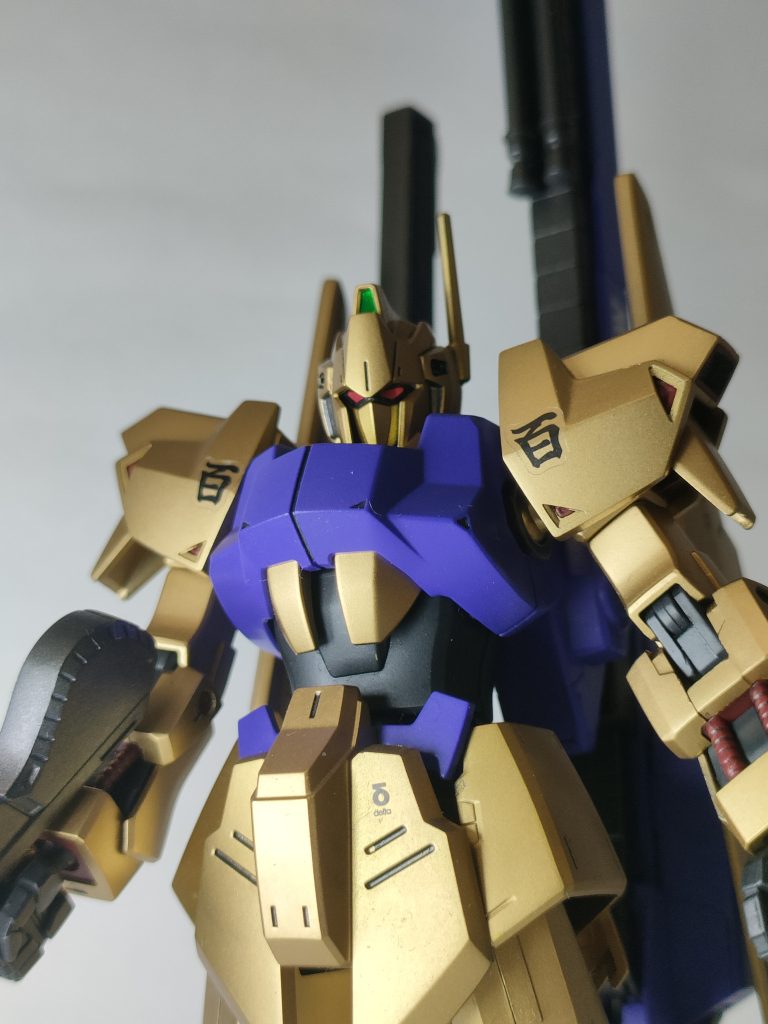 塗料に赤を混ぜて正体を隠せない感を