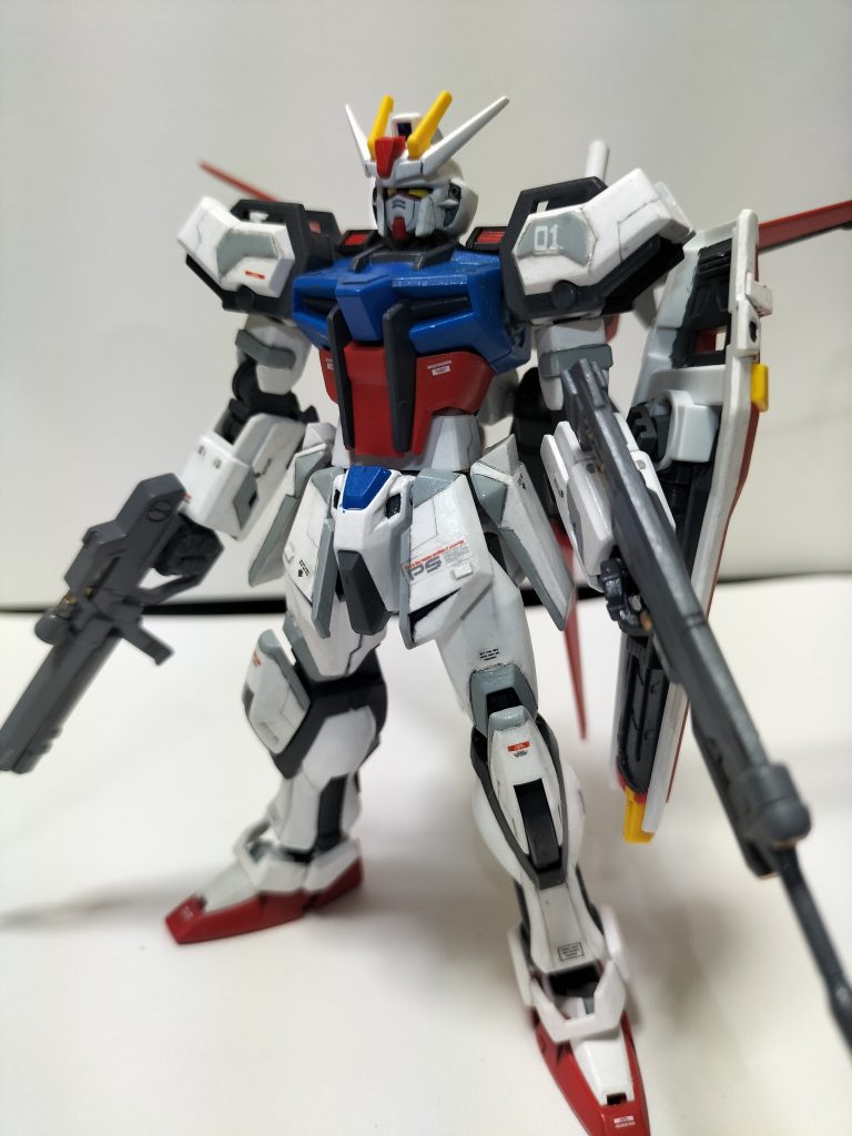 素組してるときはもっとプラバン貼ったり、スジ彫りしたりしようかと思ってたのですが