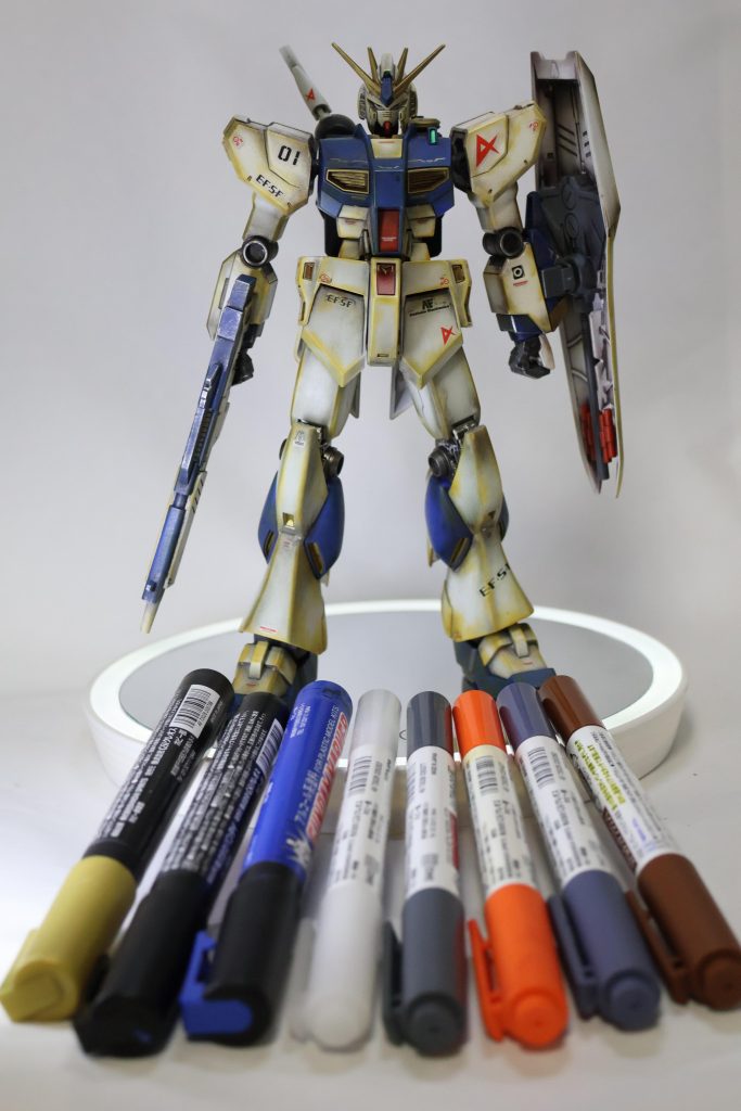 ガンダムマーカーで頑張りました