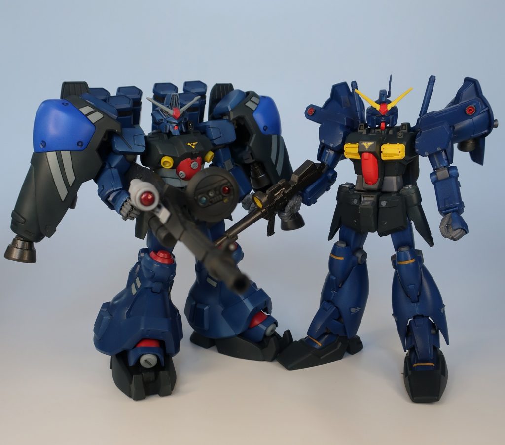 過去作のサイサリスとともにかつて死闘を演じた両機ですが、この世界線では僚機になっています