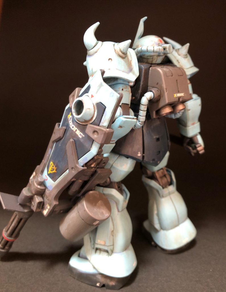 ついアレンジしたくなるキットですが、今回はそれなりに指定通りの色で着彩することを心がけました。筆塗り　全塗装ガンプラ　2022 その99