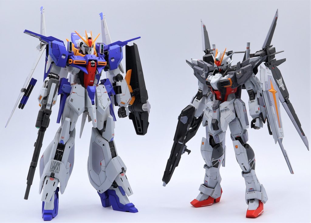 以前製作したライバル機、エクスインパルスとの２ショットです👍並べてみると結構サイズ差がありました😄