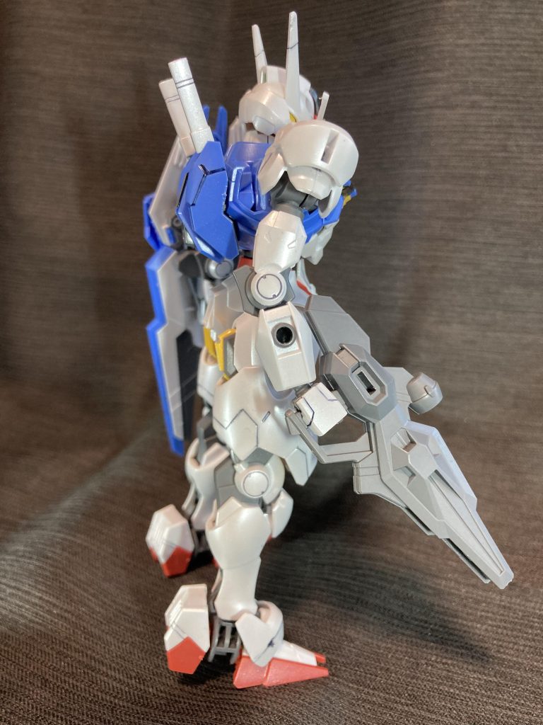 右側光沢がいい感じに似非チタニウムフィニッシュ感ｗ