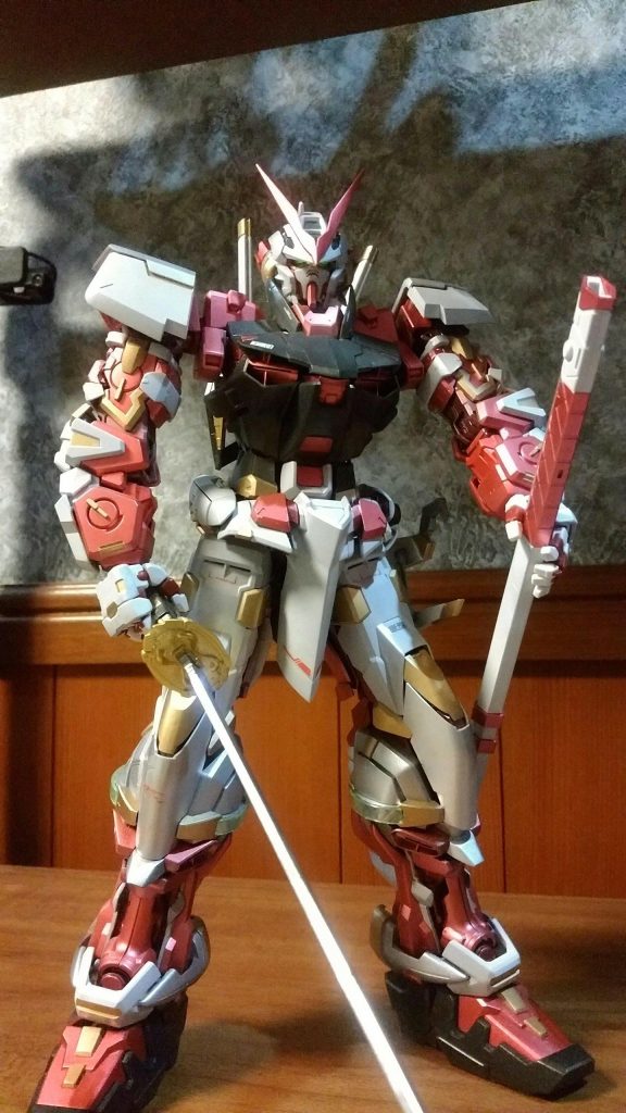 見ていただきありがとうございます。今年の投稿はこれで最後です。来年も頑張ってガンプラ作って行きます。少しでも多くのいいね！を目指して日々精進していきます。では皆さんよいお年を🎵