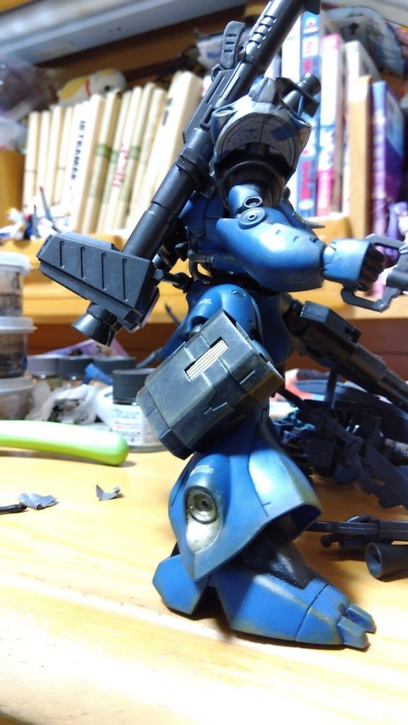 そういや、チェーンマインを作ってる時に、おかあちゃんから「あんた、笹団子のプラモ作ってんの?って言われました。実際にあんのかね?餃子のプラモもあるし、あるだろうなー