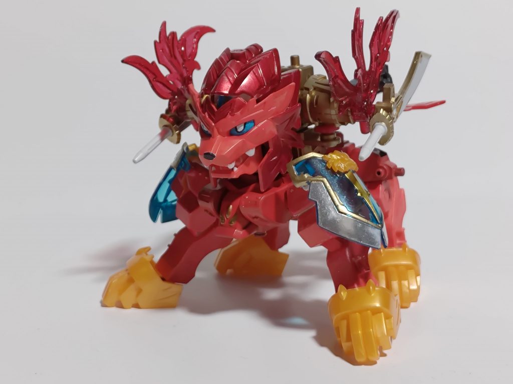 阿修波刀の宝玉に宿る神獣『楽轟（ラゴゥ』。赤い鬣をなびかせるその姿は、まさに闇に屈さぬ勇ましさを感じさせる。