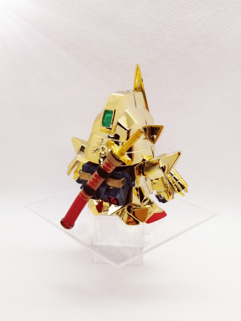 うしろ姿。朱鞘の長刀「物干し竿」が、良いアクセントになっています。でも実は刀身の長さ自体は、他の武者たちとあまり変わらないんですよね(鞘がちょっと長いだけ)。配色は箱絵を参考にしつつ、少しだけ変えています。