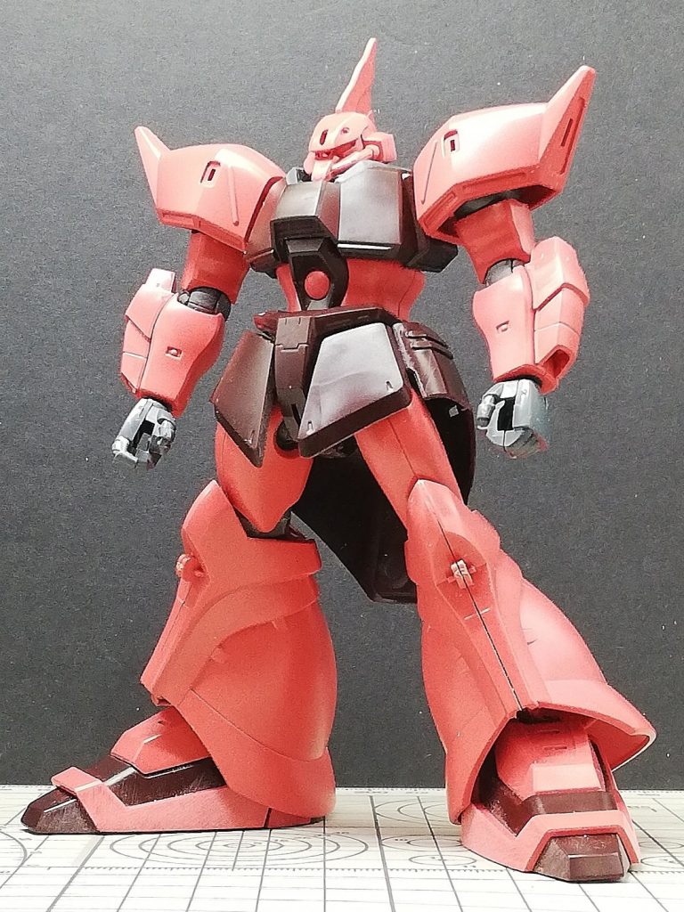 まず立ち姿が決まるように修正。胸ブロックを前傾気味に接続。股関節位置を前進。エリパーツを小さく作り直して顎を深く引けるように。