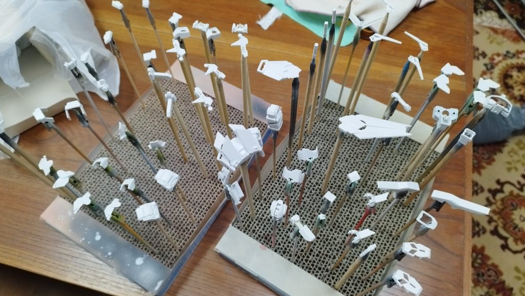 ホワイト部はキャラクターホワイト