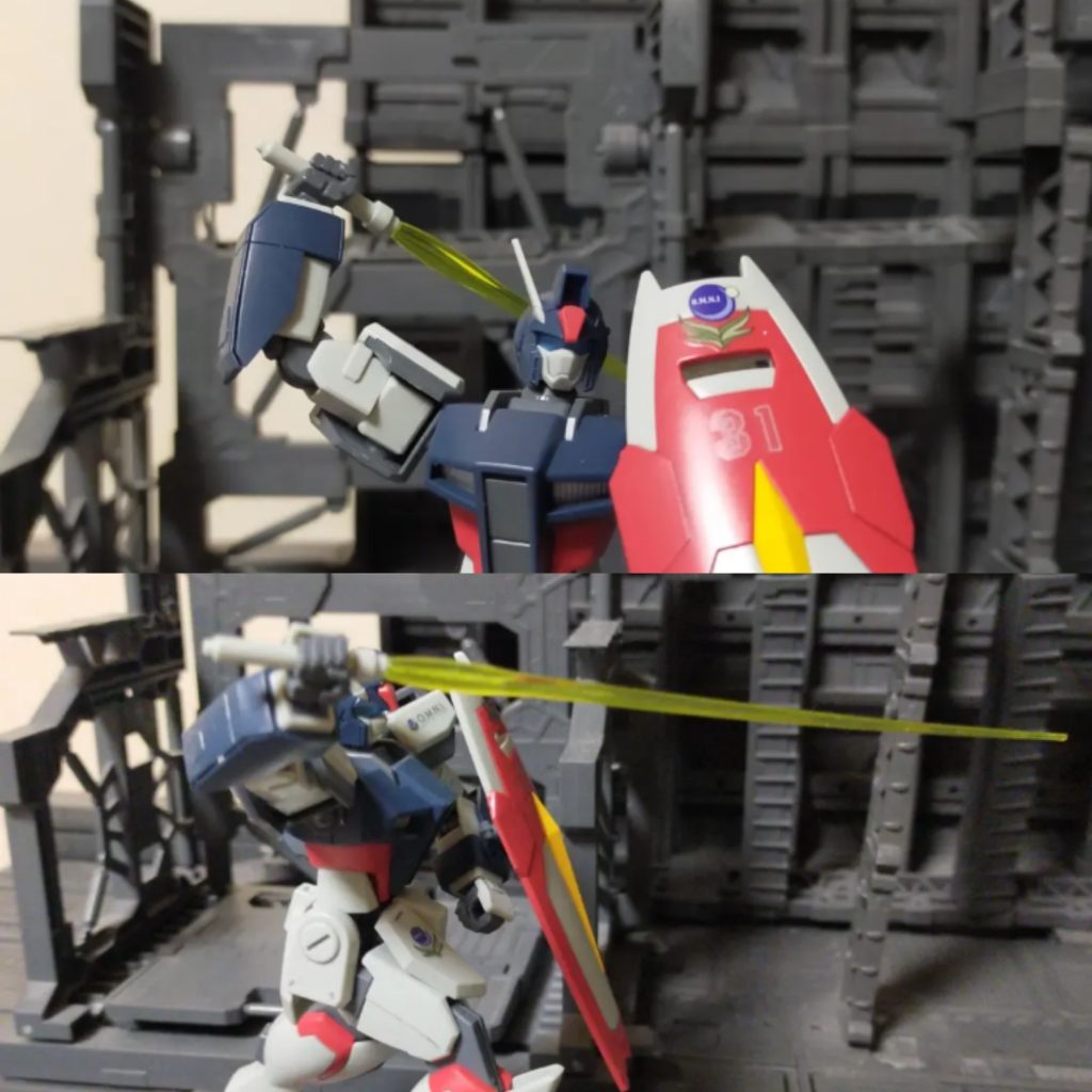 オーブ解放戦線でのビームサーベルポージング。