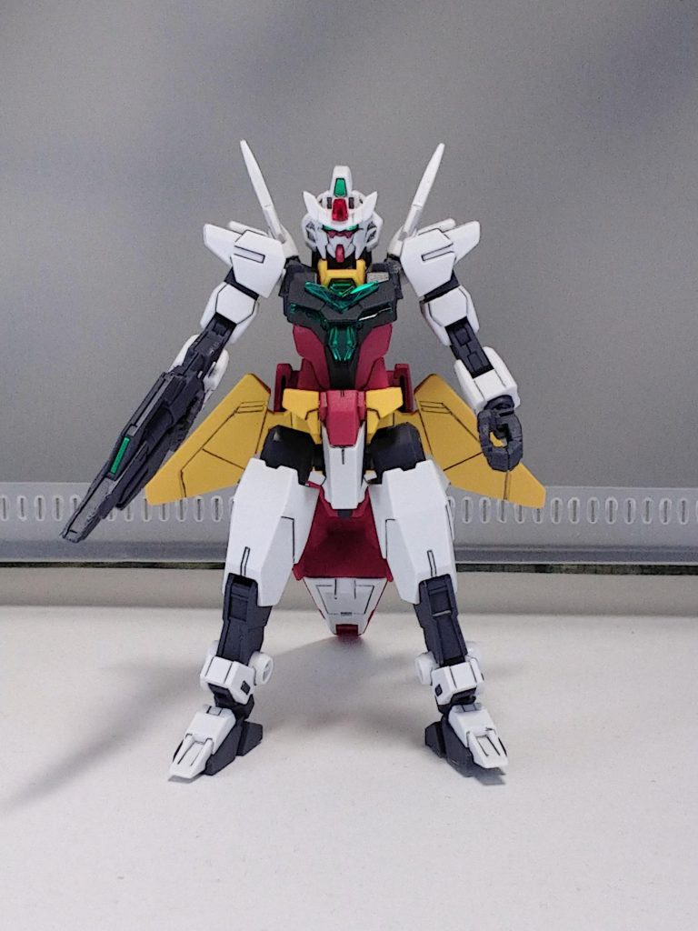 コアガンダムⅡ改、ノーマルのコアガンダムと同じカラーに、額はコアガンダムティターンズカラーから拝借、アンテナを短めにして印象を変えて見ました。