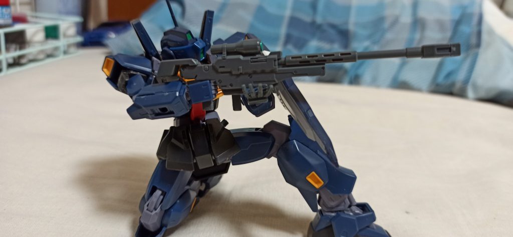 スナイパーライフルはデュナメスの物を使ってます。