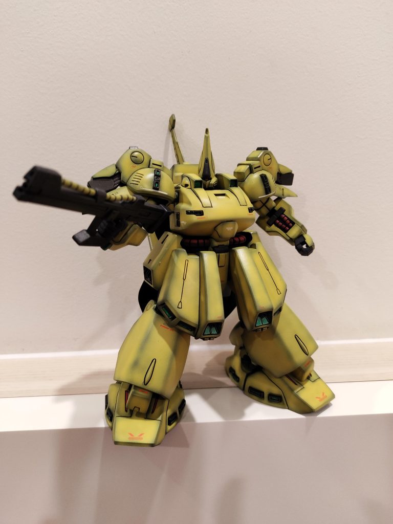 シンプルにビームライフルのみも良いですが、、、