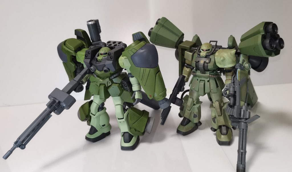 ザクⅡF2 typhoonと並べてどっちもボリューミーですがHöllenfeuerのほうがよりボリュームありますねちなみにHöllenfeuerはドイツ語で『業火』です。