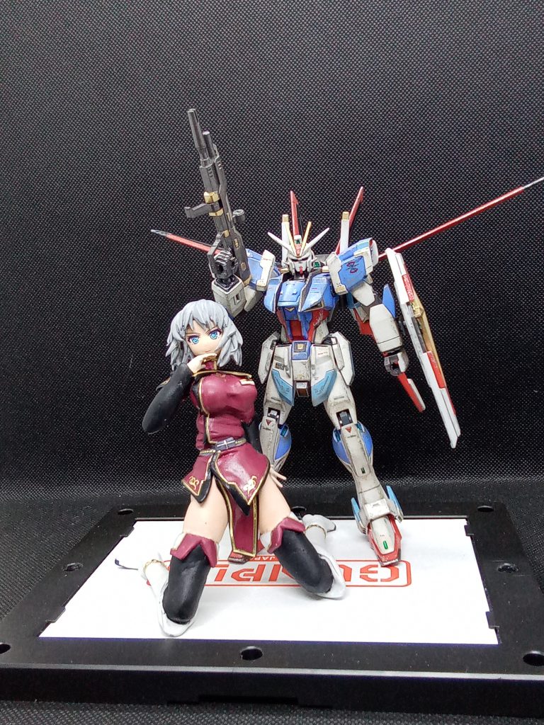 インパルスをパテで少しだけ改造 エアリアル&イザーク専用カラーを使って全塗装してみました。赤服兵士はオリジナルで軍服をデザイン 造ってみました