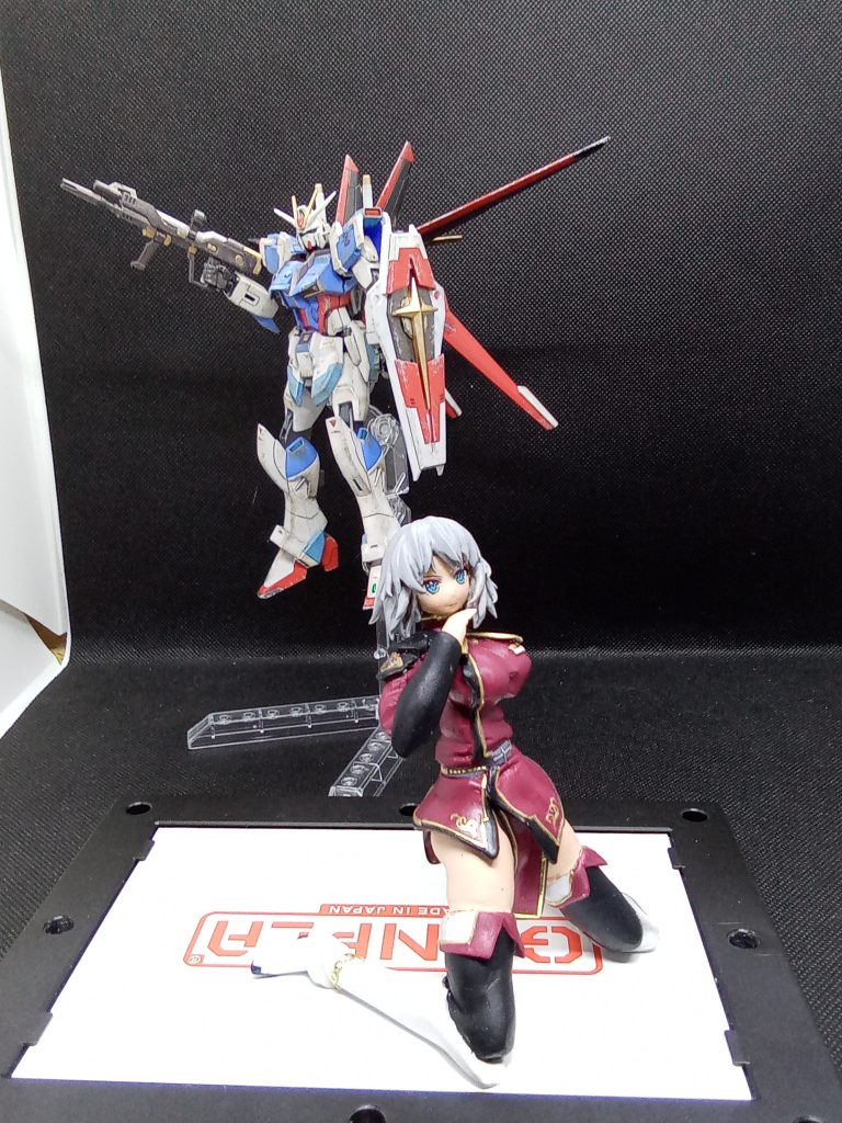 前回造ったせセリアとはほぼ左右対称に同時作成少しづつ作り方やスタイルを変更してみました