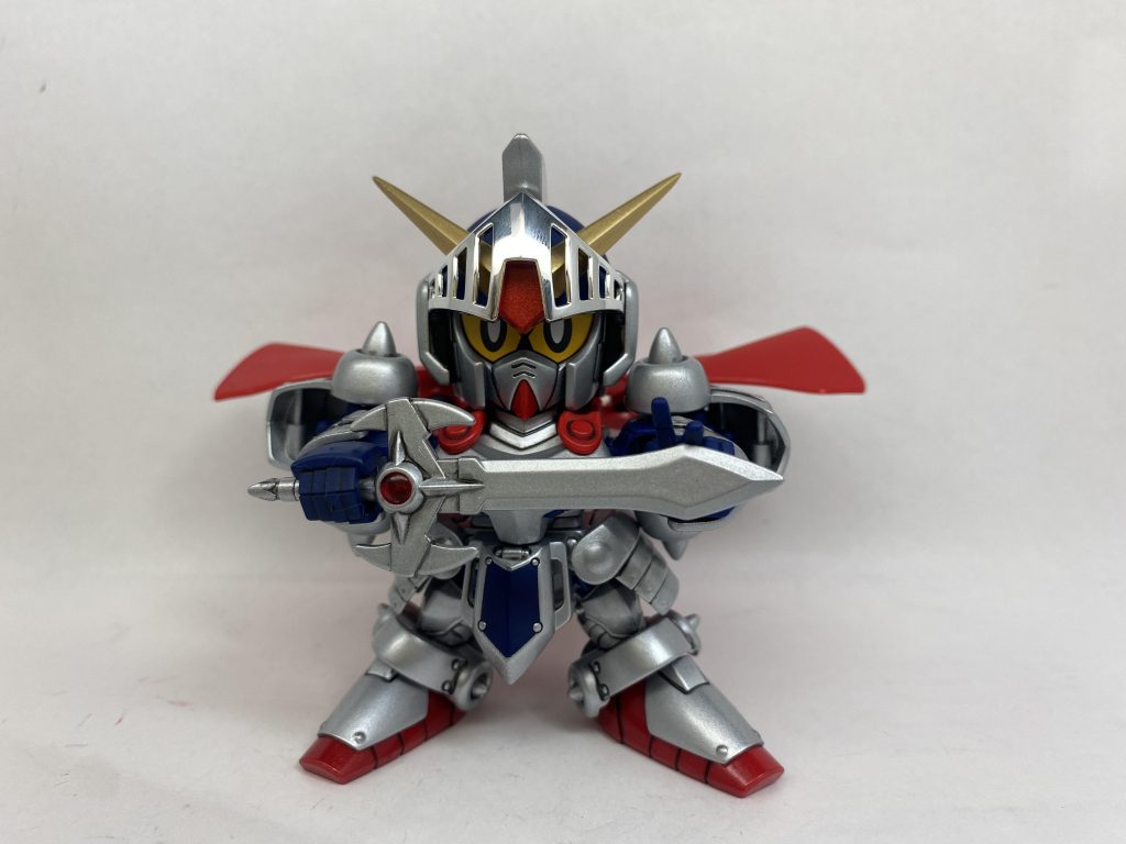 サムネ。ここまで見ていただきありがとうござました。今回初めてLEGENDBBを買って塗装しましたが思いのほか遊び甲斐のあるいいキットだったので,他のも機会があれば買ってみたいですね。コマンドと武者,スペリオルドラゴンとかバトルアライアンスに出てたのをそろえてみるのもいいかもですね。それではまた次回。