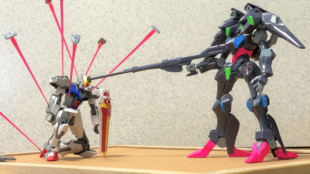 「わかっただろう？キミの言う ”G-U-N-D-A-M” を倒すのは・・・”GUND-ARM”だ。」