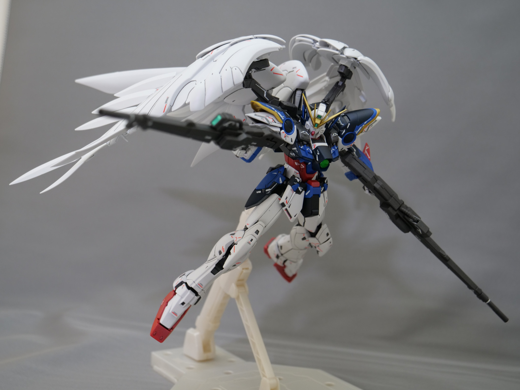 MG ウイングガンダムゼロEW Ver.Ka｜crocoshowさんのガンプラ作品