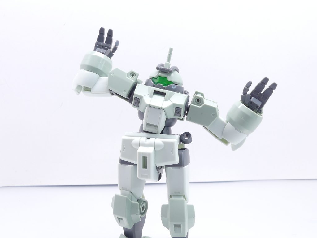 平手パーツ:表情が広がる平手パーツ。手首のダミー甲パーツも当然付属。このあたりは「鉄血」のオプションセットと同様。普通のデミトレを持っている場合は甲を差し替えます。他ガンプラ・30MMへの転用も当然可能な軸径。