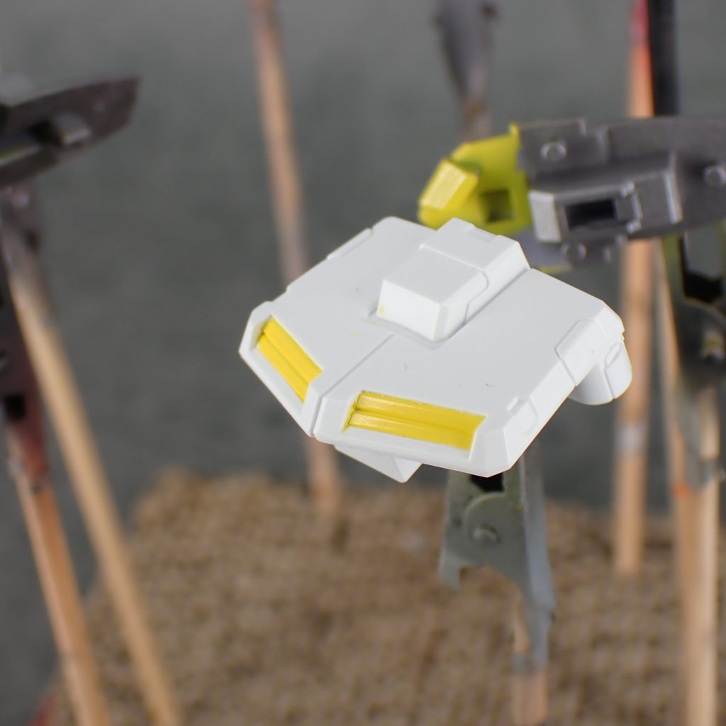 マスキングでの塗分けがうまくいくと興奮しますね。テープ剥がす時がキンモチイイ---