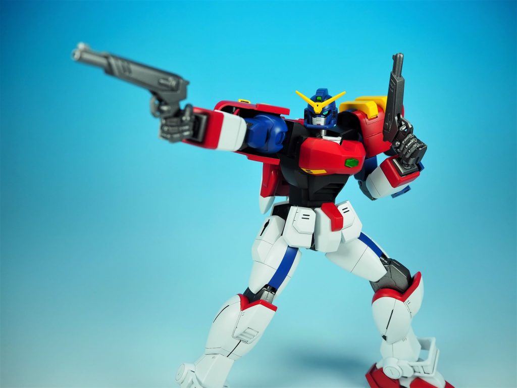 ギガンティックマグナム銃本体は旧キットの物を使用し、ネオジム磁石を仕込むことで腰に装着可能銃持ち手は拳同様3DCADで自作