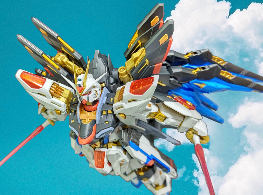 劇中でキラのすれ違いざまの高速抜刀するシーンを再現してみたかったけど撮影センスと加工技術が追いついてないですねこれは…