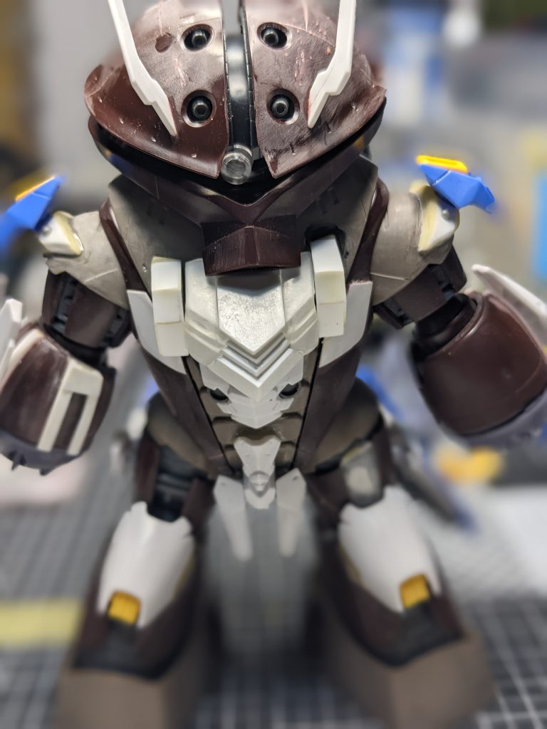 エアリアッガイですが、アッガイをベースに、ビットや腹部をエアリアルから移植しました。胸部パーツやGUNDフォーマットはフルスクラッチです。