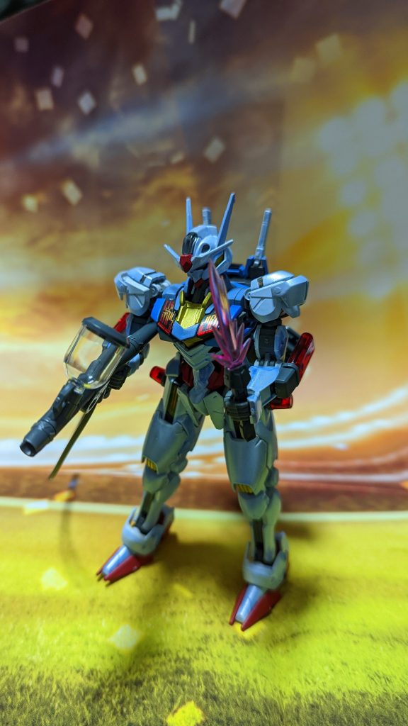 マルチスプレーユニットとビームトーチ装備主にコロニー修復に使われるセットでマルチスプレーユニットは補修材や塗料を吹き付けることがメインとなる災害時はマルチスプレーユニットを水や消火剤、ドライアイスを吹き付ける消火器として使用するビームトーチはビームサーベルより出力が低く、破損箇所の切断や補修材の加工に使われる