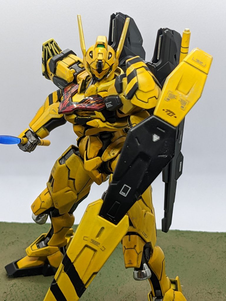 武装はシールドビット、頭部バルカン、ビームサーベルのみになります😔