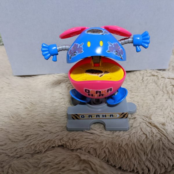 ガンダムワールドコントラスト前売り券についてくるハロ