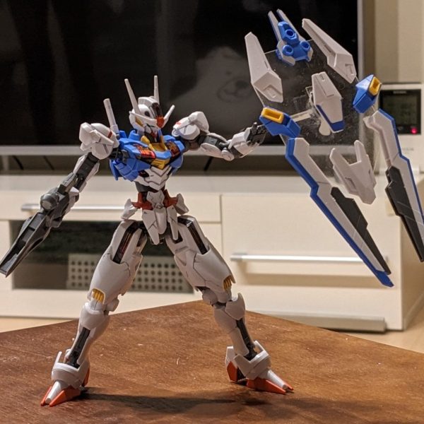 ガンダムエアリアル　ガンビット展開パーツ