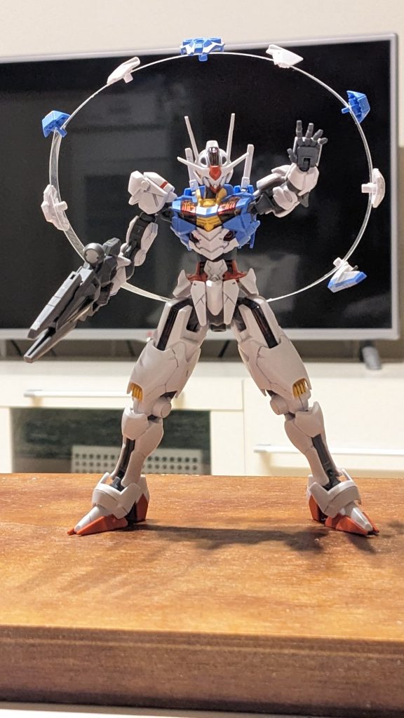 ガンビット自体軽いので自立も問題無しですムスメに自慢気に見せたら「カミナリ様だっ！」と言われました🤣