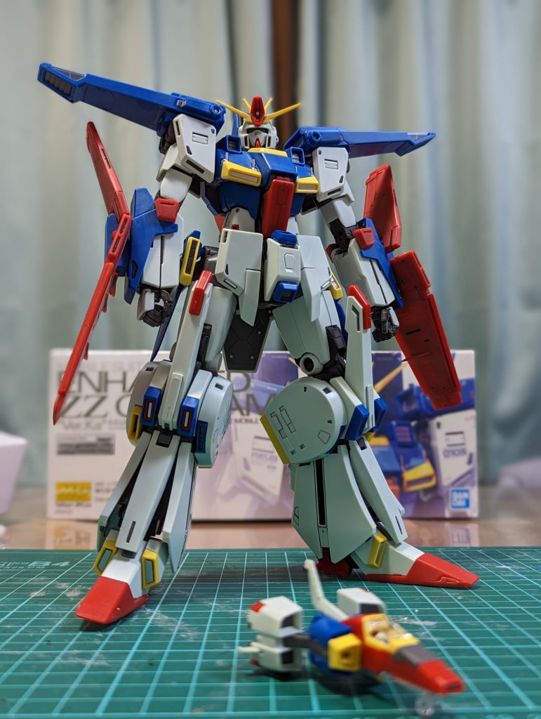 バックパック以外できたところ。デカール貼らなくてもかっこいい。