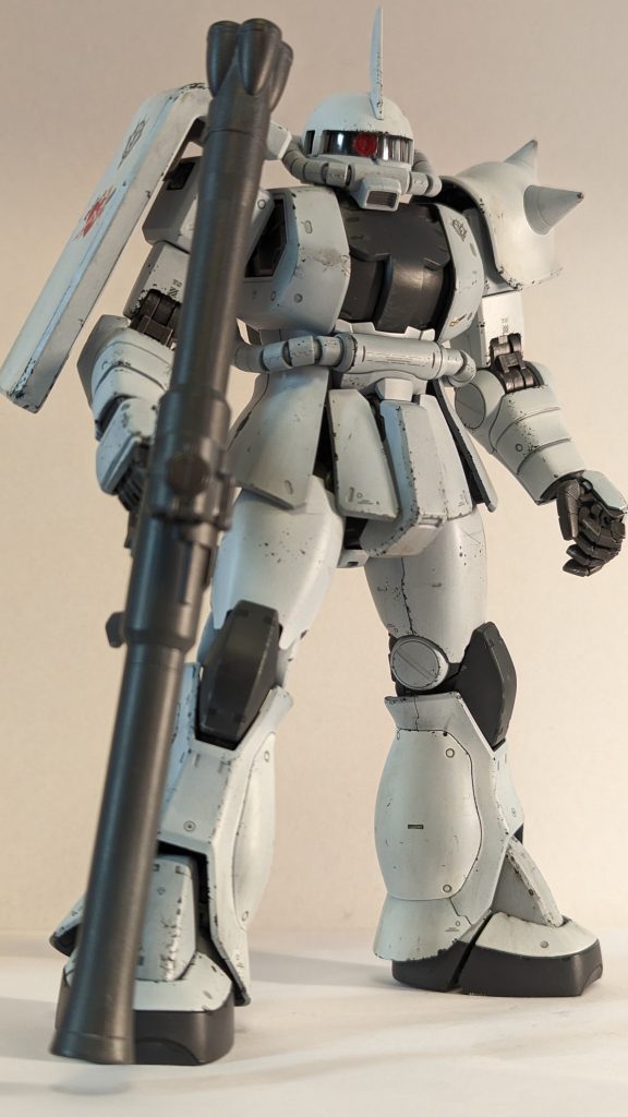 後で見てみると削れ表現が、足りなかった…キットは中古屋で買ってきた完成品。おそらくver2.0。塗った時点で、そこそこ綺麗だったので、ウェザリングせずに飾っていましたがGUNSTAで(汚しが)美しい作例を見て、たまらず実践。