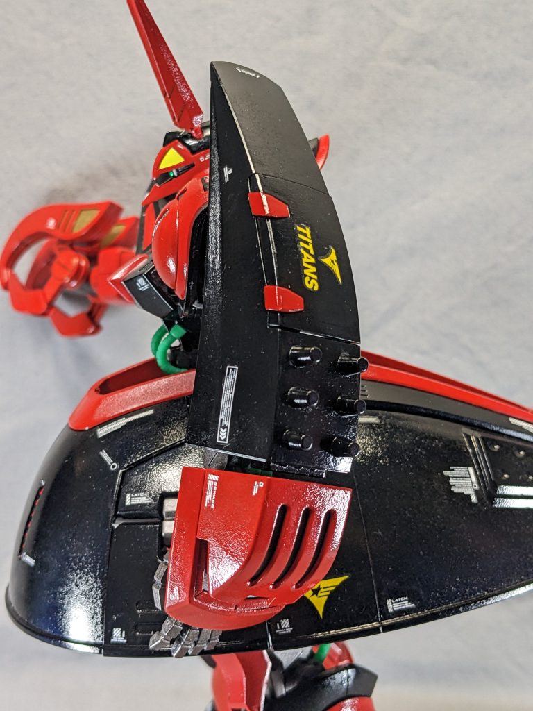 腕のマークダサいですねw 狙ってやったところあります。